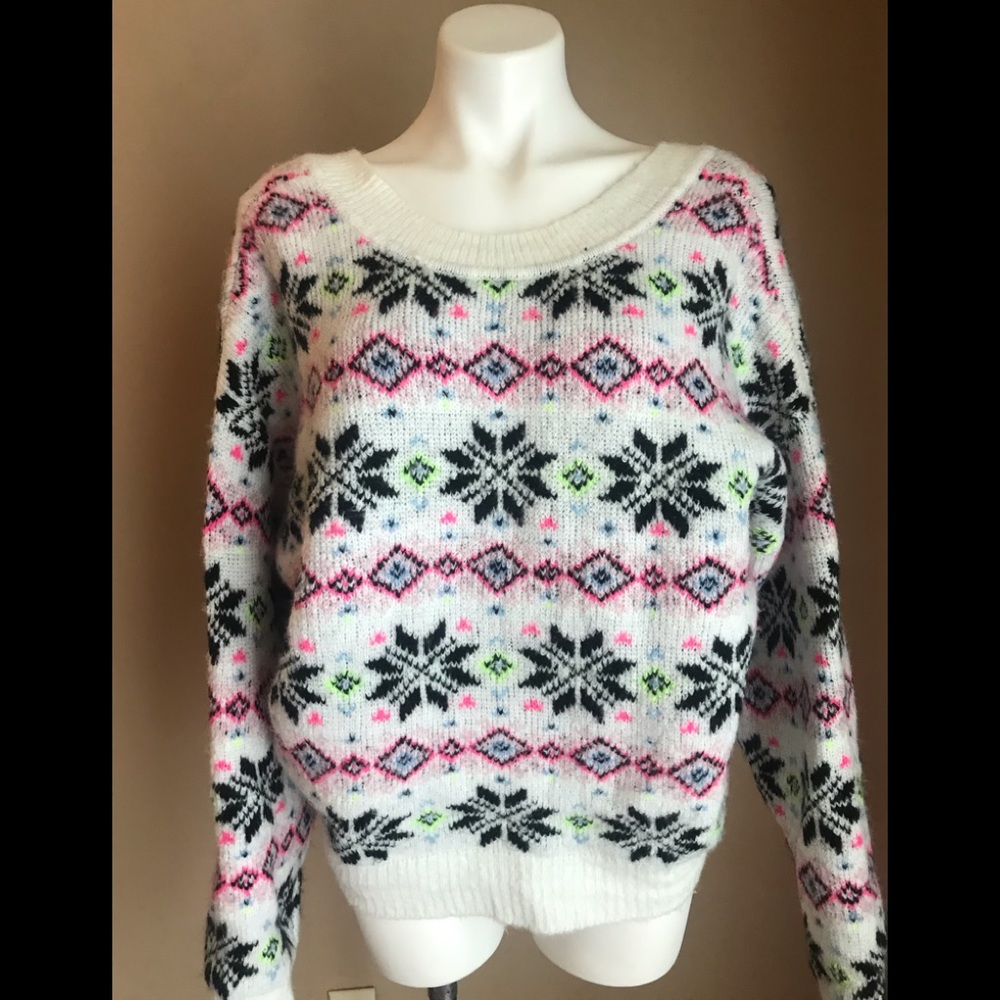 PINK Victoria’s Secret Reversible Sweater L